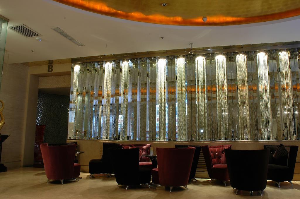 Harbin Yakelai Holiday Hotel Buitenkant foto