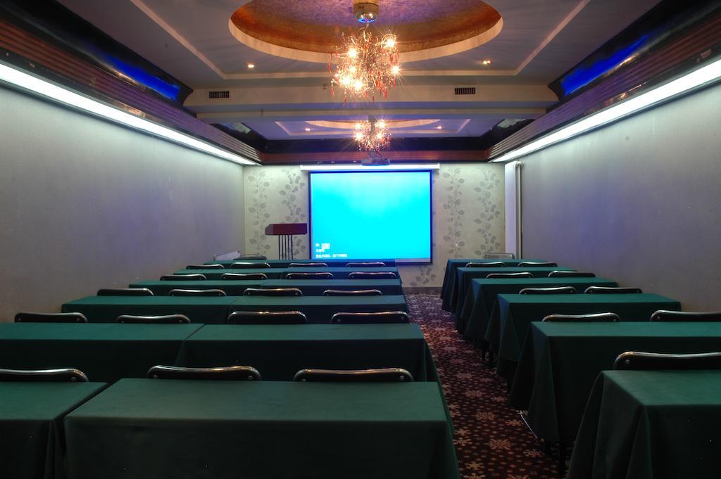 Harbin Yakelai Holiday Hotel Buitenkant foto